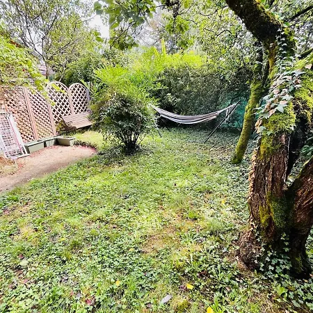 Relaxing 2br With Private Garden, Near The Center